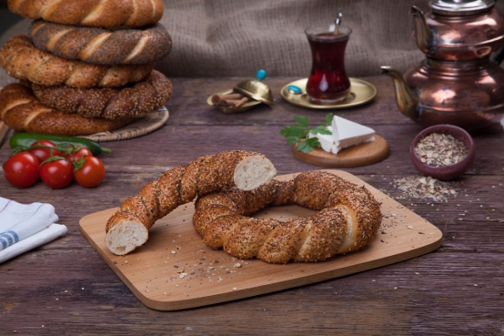 Tahıllı Simit